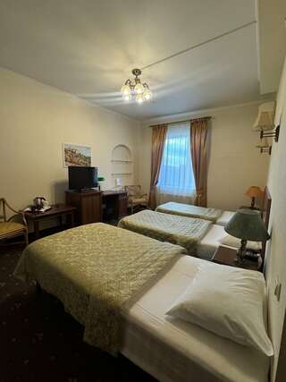 Гостиница Вершина Краснодар Стандарт "Трехместный"-4